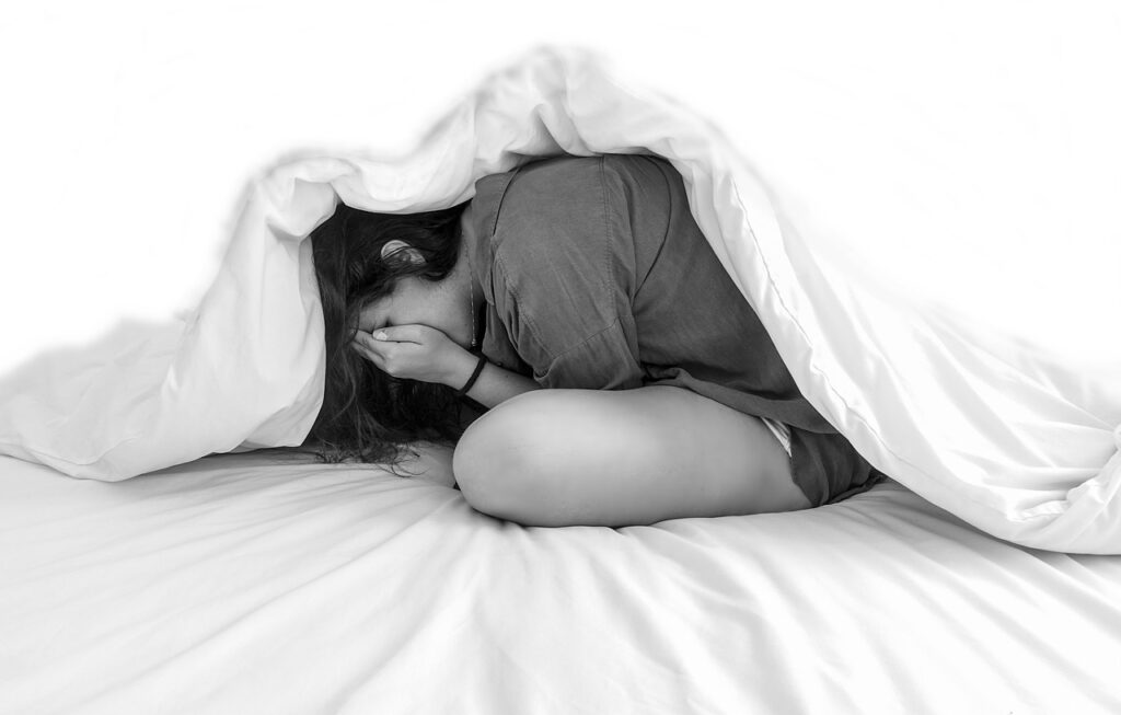 fear, emotions, anxiety, sadness, sad girl, scared, teen, emotional, person, woman, concern, depression, girl, desperate, despair, sad, alone, lonely, monochrome, black and white, anxiety, anxiety, anxiety, anxiety, anxiety, scared